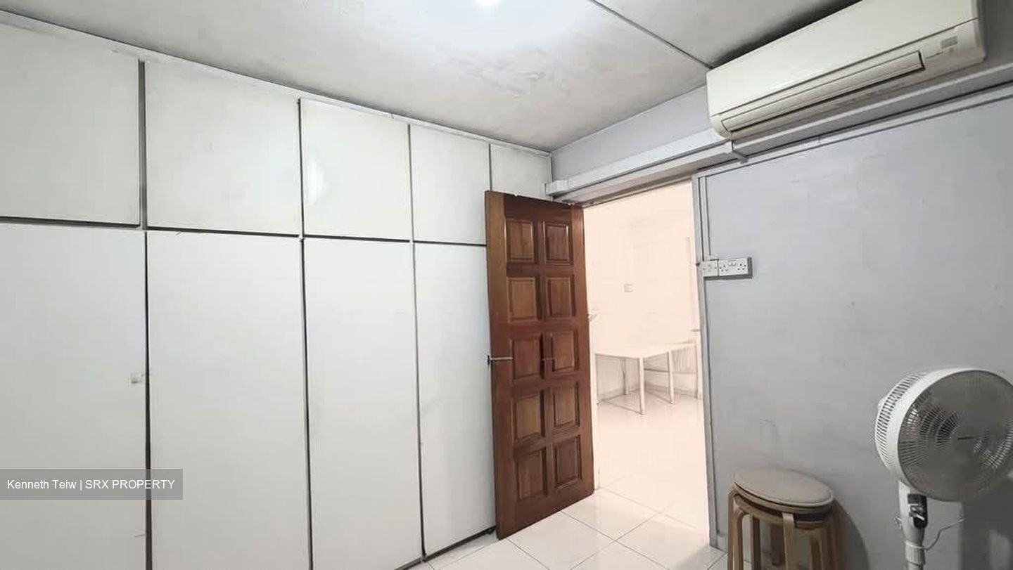 Blk 74 Lorong 4 Toa Payoh (Toa Payoh), HDB 3 Rooms #564182981